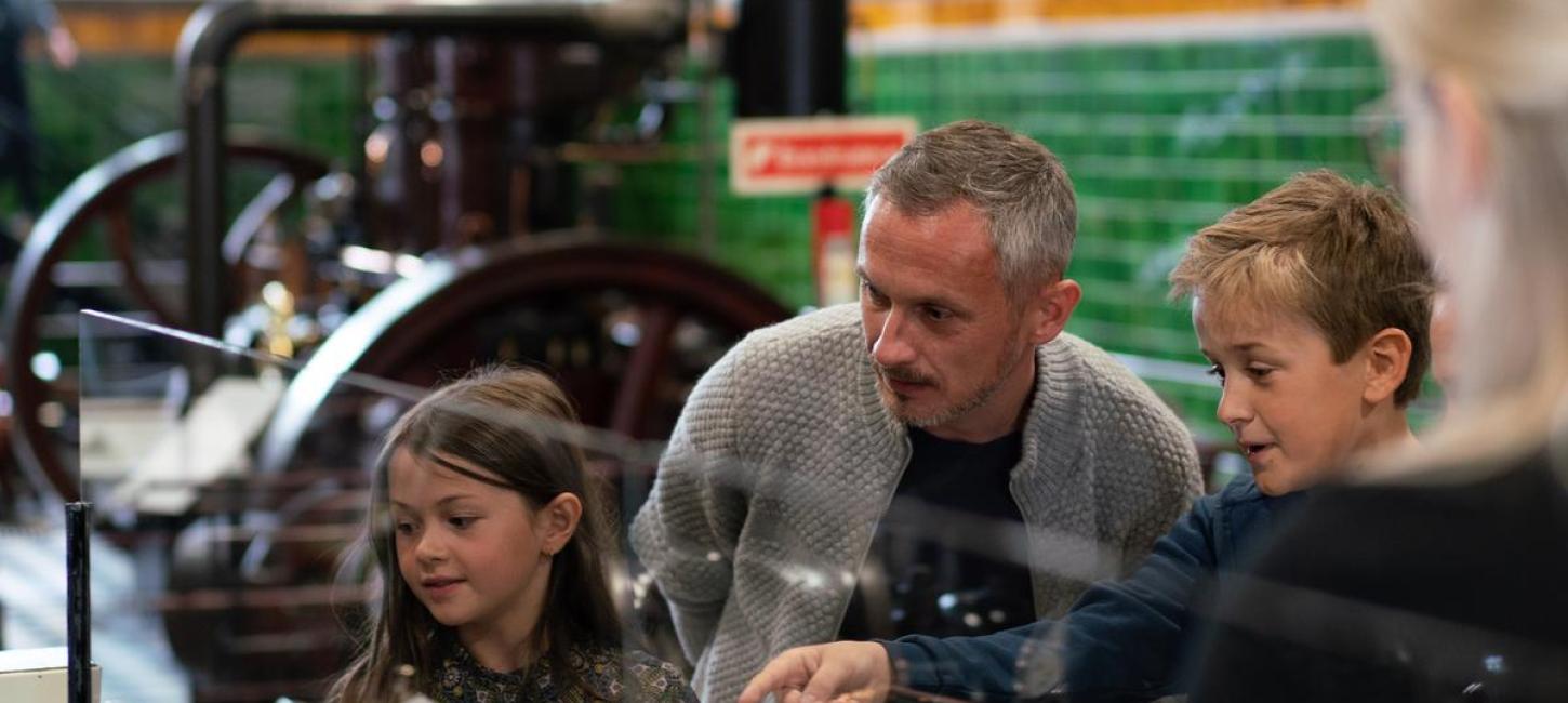 Family visits the industrial museum